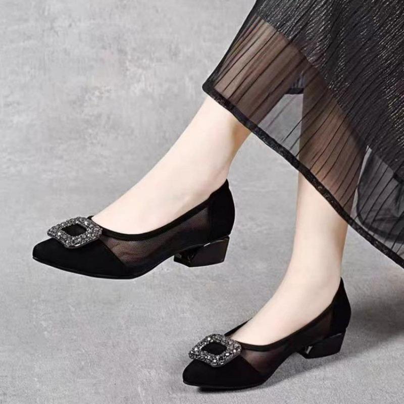 Women'S Shoes In Fashion - Elegante pumps met spitse neus en