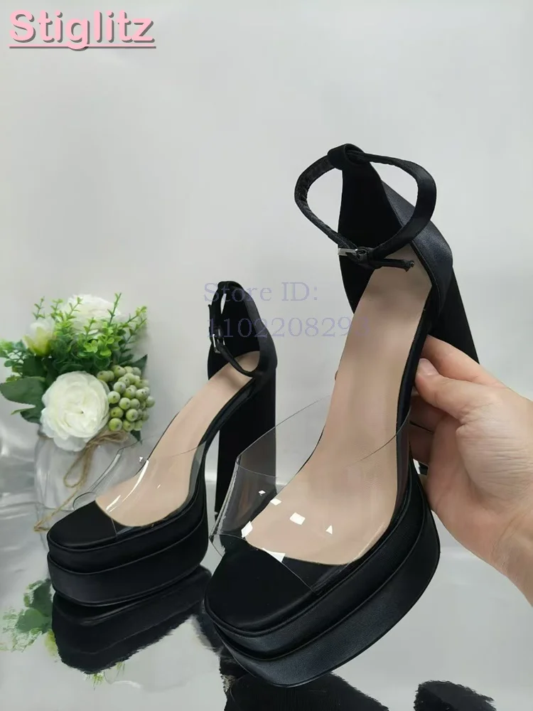 Lichtblauwe satijnen sandalen  - Clear Strap Heel recensie en prijs