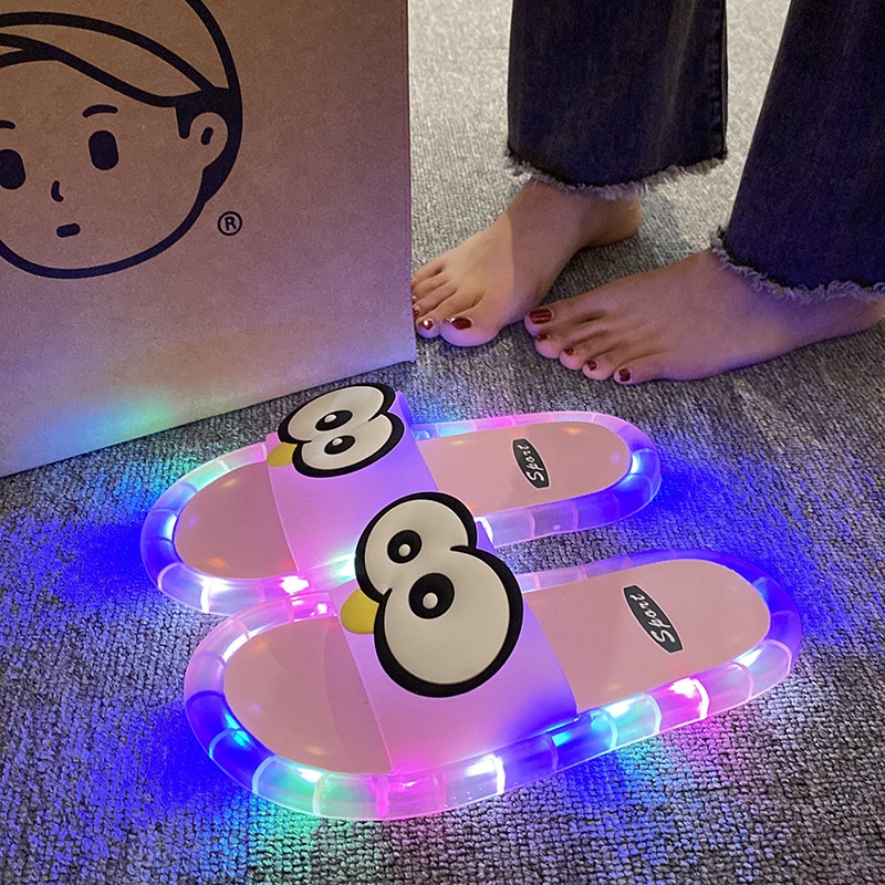 Leuke grote ogen lichtgevende  - Mule Slip On recensie en prijs